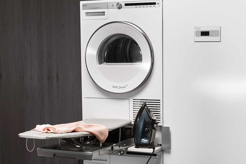 Hidden Helpers_07.jpg